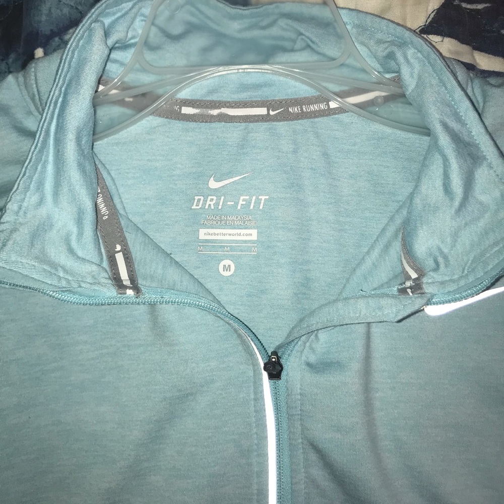 Pullover - Picture 2 of 3